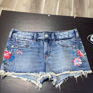 express floral embroidered shortie low rise shorts